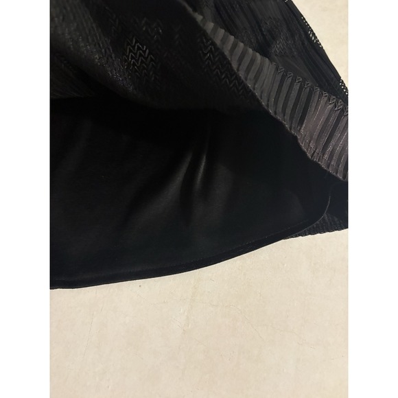 Olive & Oak Black Pleated Mini Skirt Chevron Mesh Overlay Elastic Waist Small - Picture 3 of 5